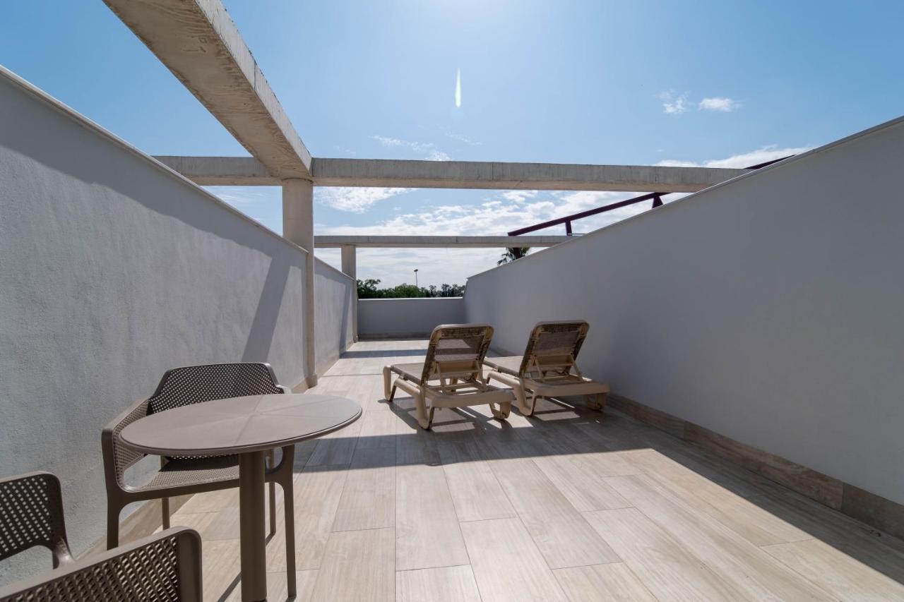 Aljarafe Suites By Qhotels Gelves Dış mekan fotoğraf