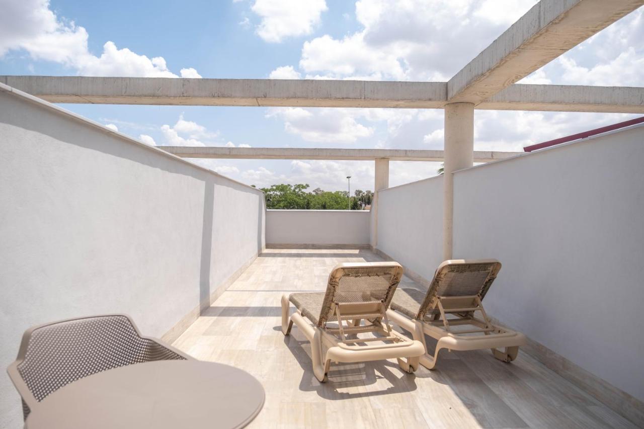 Aljarafe Suites By Qhotels Gelves Dış mekan fotoğraf