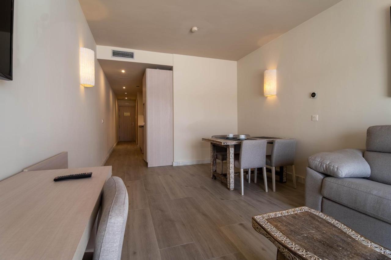 Aljarafe Suites By Qhotels Gelves Dış mekan fotoğraf